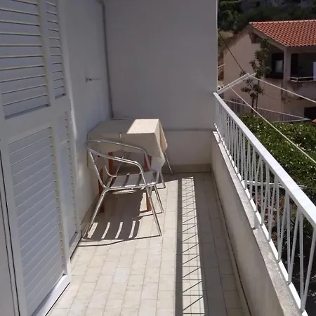 Appartement For 6 In Centar