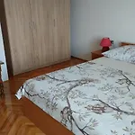 For 6 In Centar Appartement