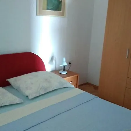 For 6 In Centar *